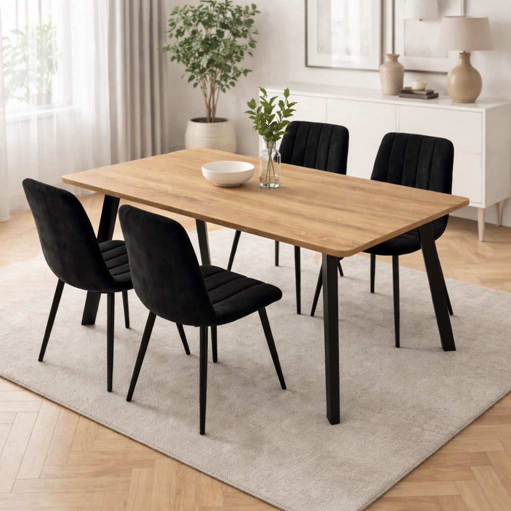 פינת אוכל קומפקטית הכוללת שולחן ו- 4 כיסאות מרופדים בגוון שחור דגם גולן-ריביירה מבית טודו דיזיין פינת אוכל קומפקטית הכוללת שולחן ו- 4 כיסאות מרופדים בגוון שחור דגם גולן-ריביירה מבית טודו דיזיין